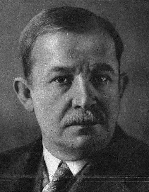 Portrait published in Światowid, issue 35 of 1939. Photographer and exact exposure date unknown.